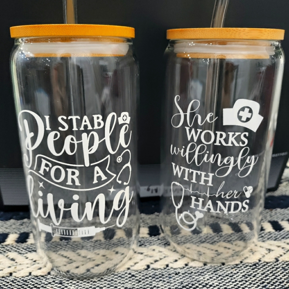 2 glass tumblers